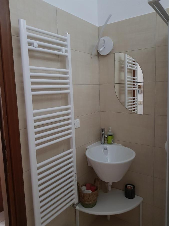 I 99 ulivi Bed & Breakfast Cavour Exterior foto