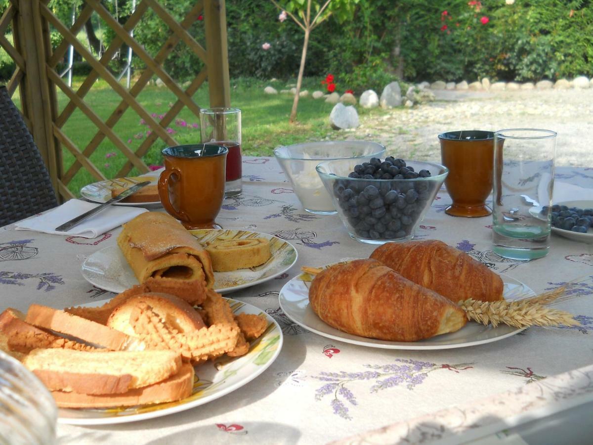I 99 ulivi Bed & Breakfast Cavour Exterior foto